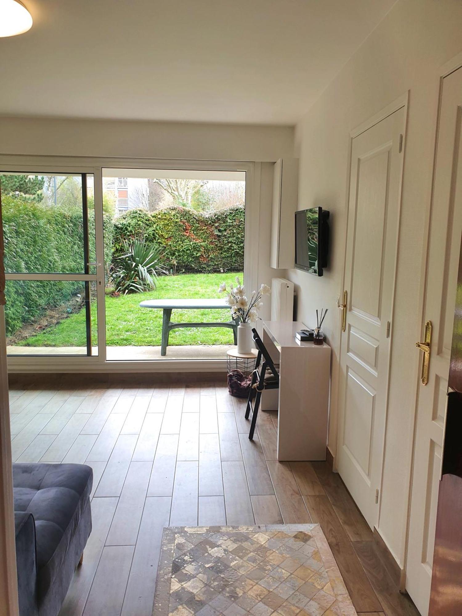 Appartement Avec Jardin Prive - 2 A 4 Voyageur Chaville Zewnętrze zdjęcie